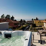 Apartman Luxury House - Small Heated Pool *