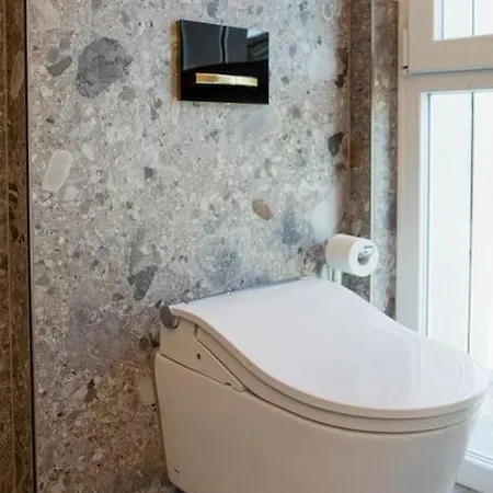 Apartment Luxury House - Heated Jacuzzi *